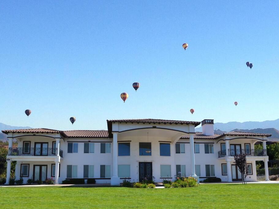 Que Syrah Temecula - Villa With 9 Bedroom 7 Ba With Spa In Wine Country Eksteriør billede
