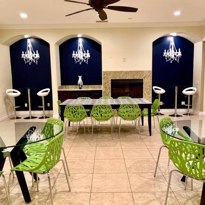 Que Syrah Temecula - Villa With 9 Bedroom 7 Ba With Spa In Wine Country Eksteriør billede